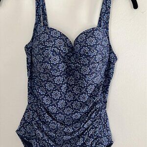 Nip Tuck Swimsuit SZ 12 Blue One Piece Built in Bra Ruched Vacation Summer Cruis
